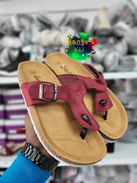 Ladies slippers