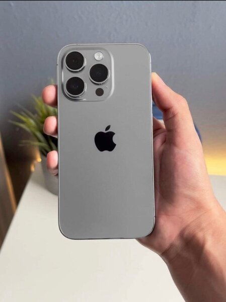 RIGGER IPHONES