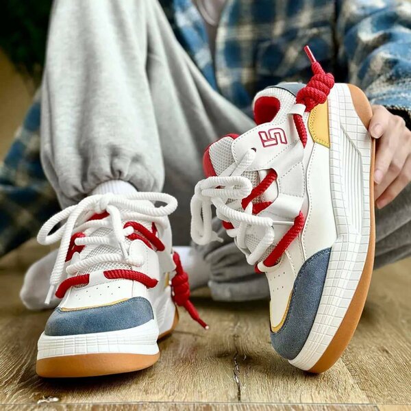 Sneakers tendance multicolores