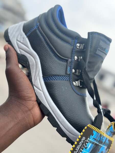 Chaussures de sécurité robustes