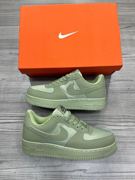 NIKE AIRFORCE CLASSIC GREEN