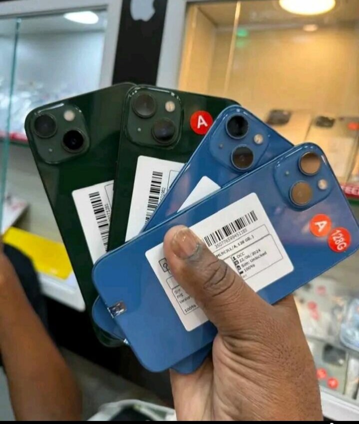 iPhone 14 simple