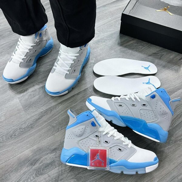 AIR JORDAN  SNEAKER