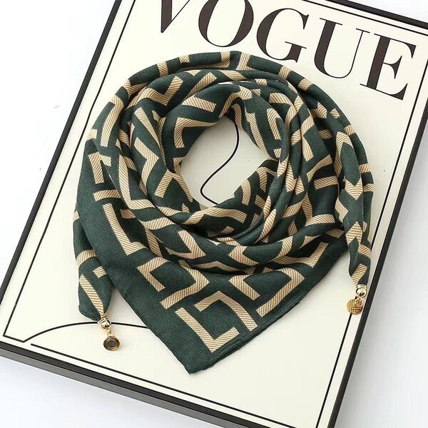 Lightweight fashion scarf