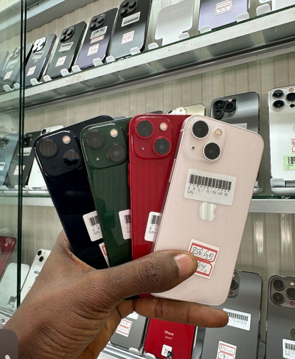 iPhone 13