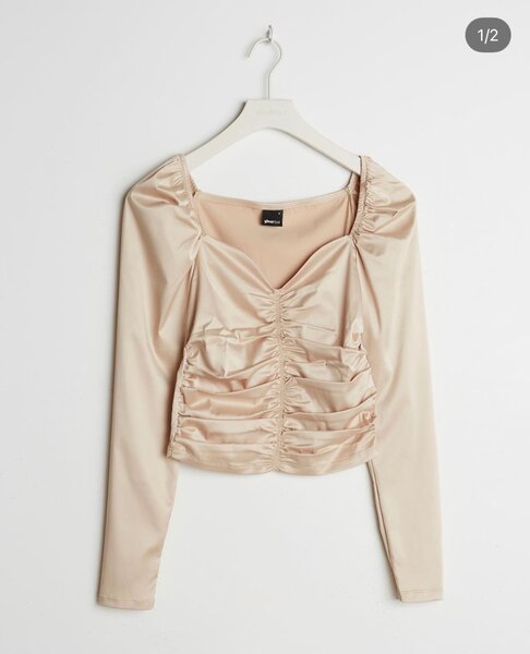 Very beautiful top.