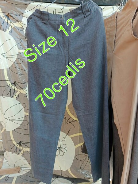 Material Trousers
