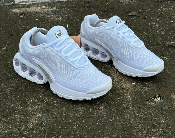 NIKE AIR MAX DN