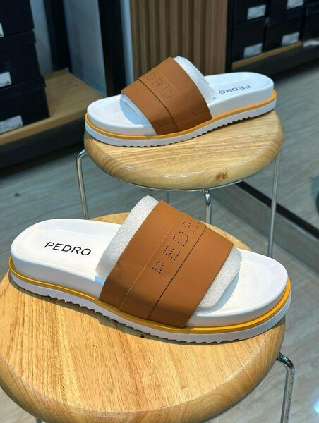 Sandales