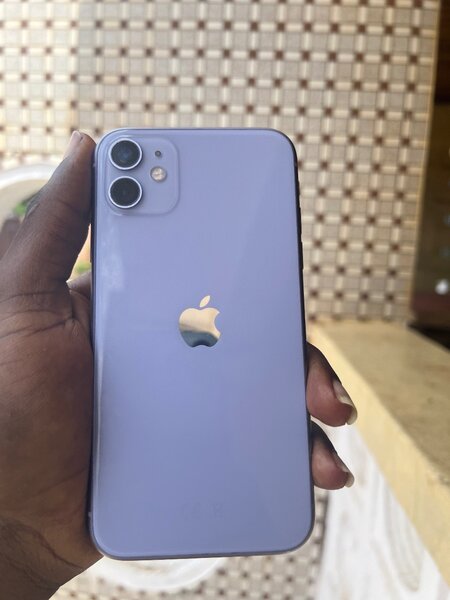 iPhone 11