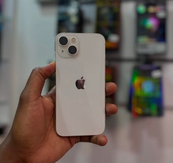 iPhone 13