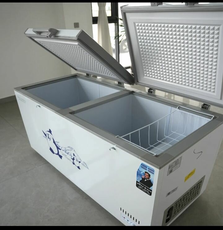 Chest freezer
