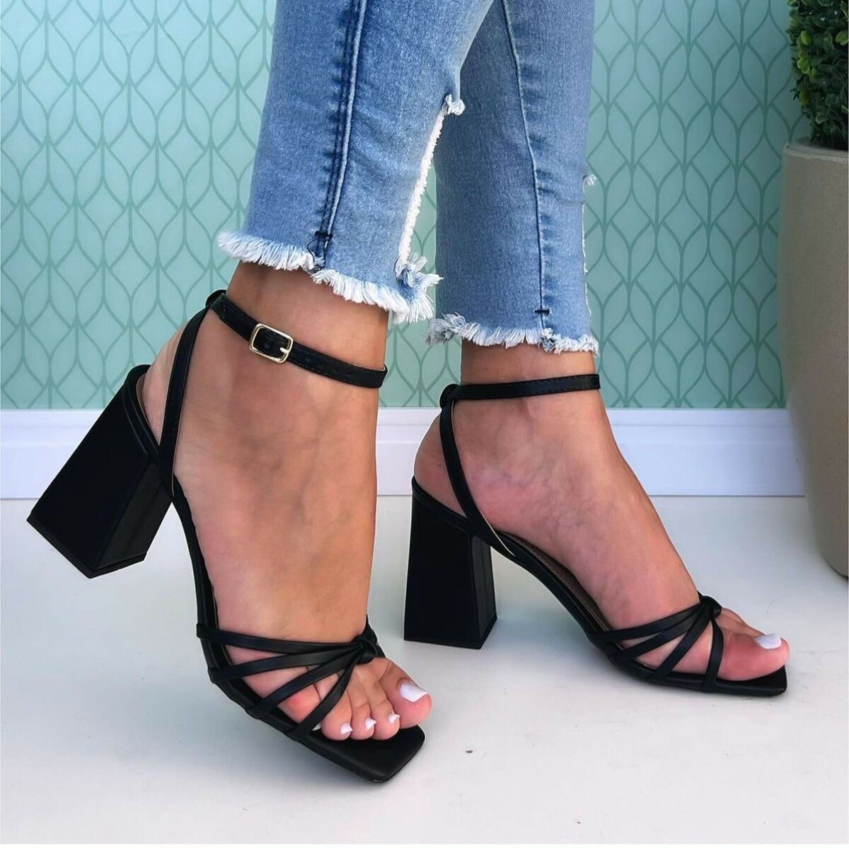 Quality cute heel