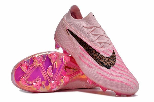 Crampons Nike