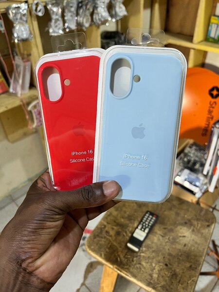 Coque iPhone 16