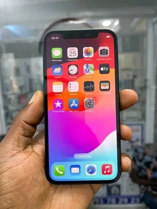 iPhone 12 128GB Noir