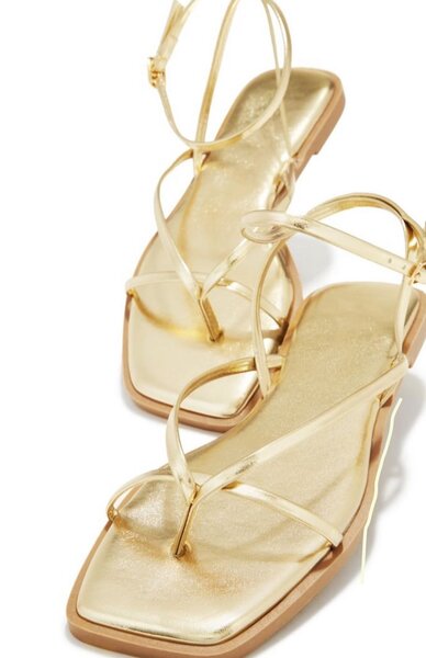 Essential sandal