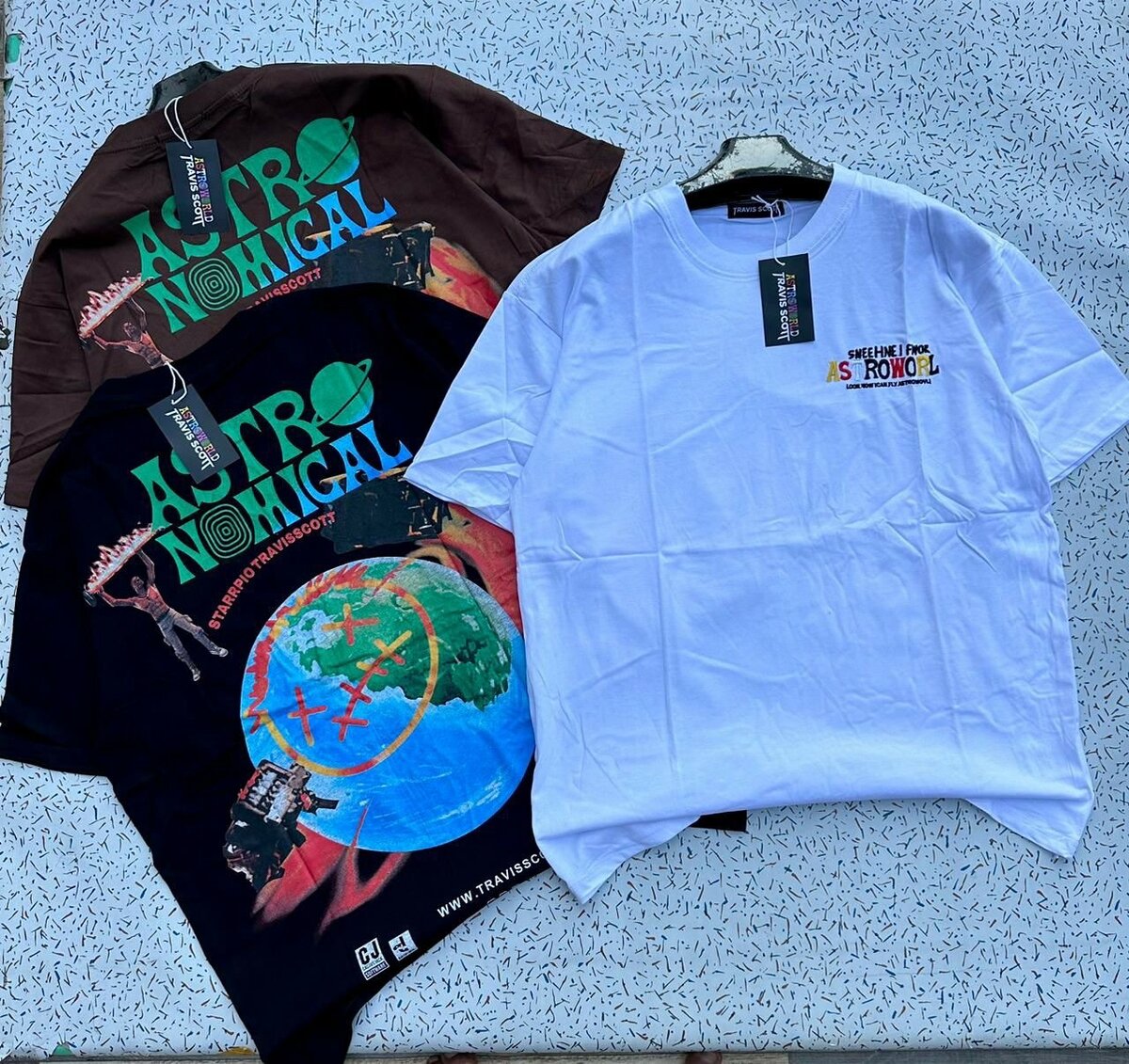 T-shirts