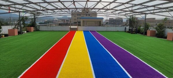 Grass carpet