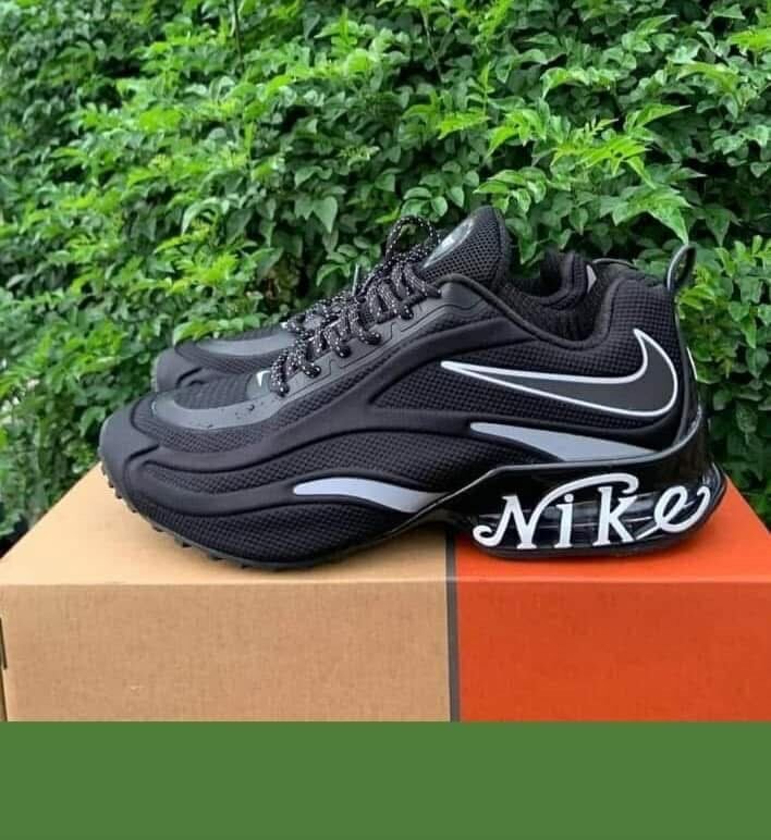 Nike air max plus