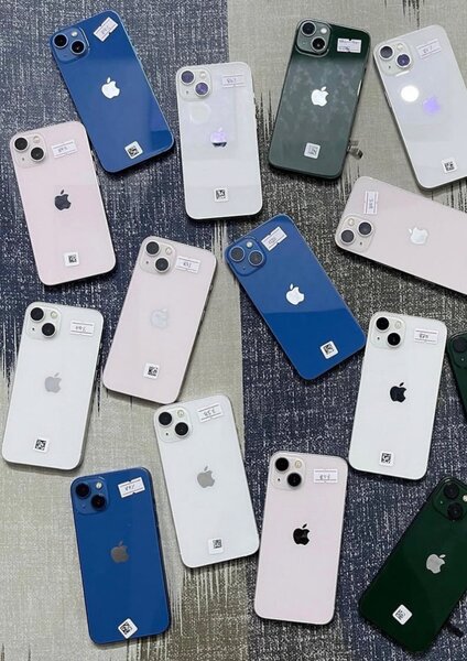 iPhone 13