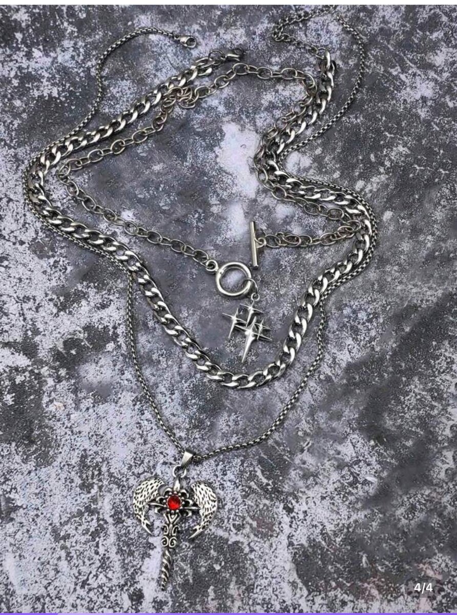 Collier multicouche gothique