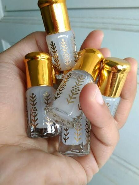 Parfum élégant en flacon