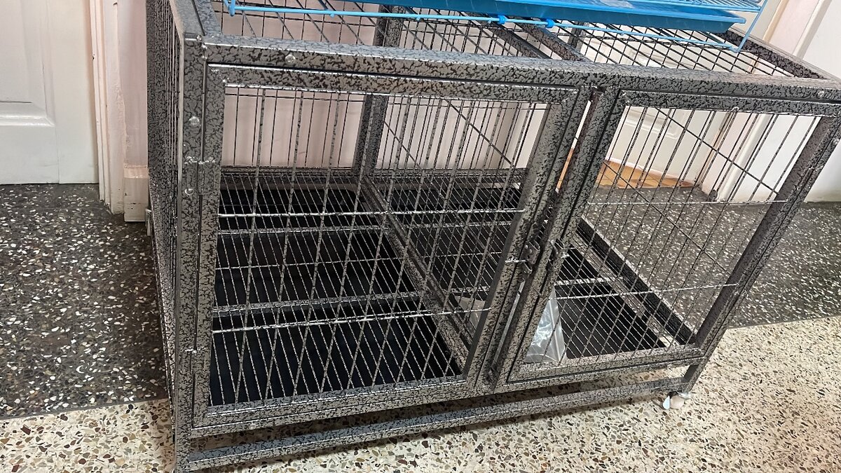 Metal cage
