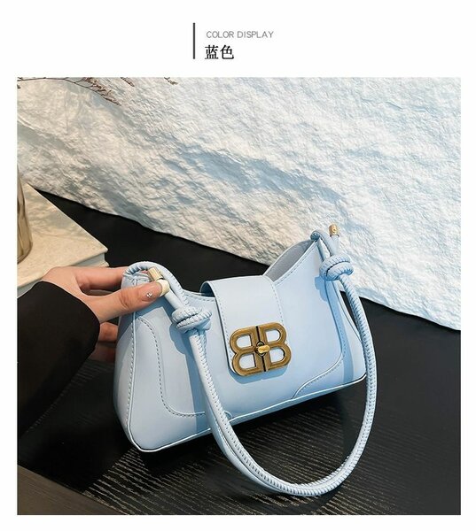 Cute ladies dressing bag