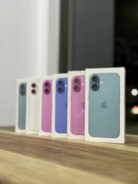 iPhone 16
