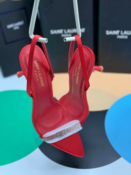 Saint Laurent Heel
