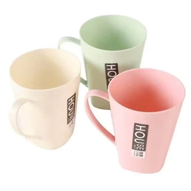 Cups
