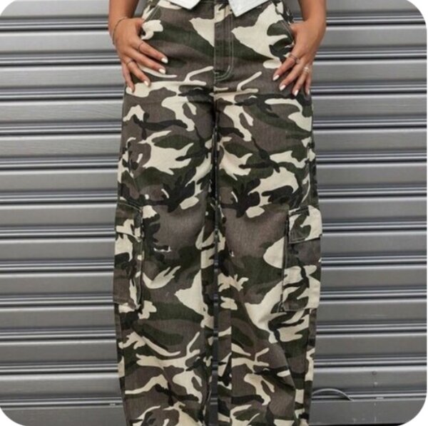 Cargo pants
