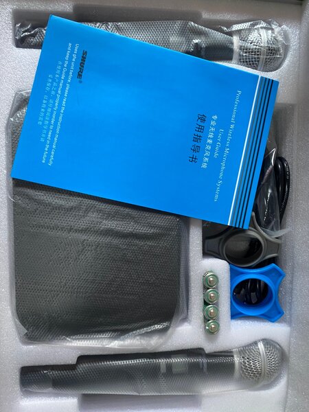 SHURE Microphone