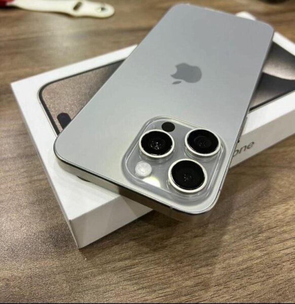 iPhone 15 Pro Max