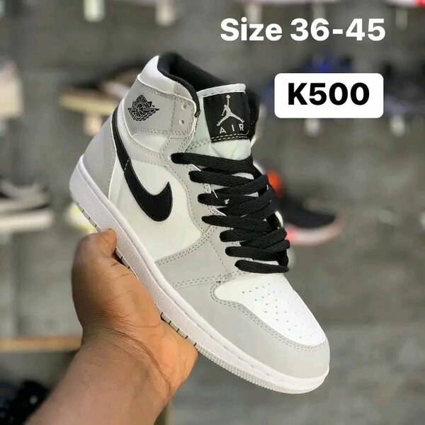 Jordan 1 sneaker