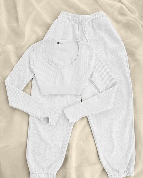 Women's clothes