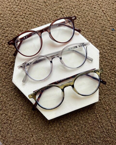 Round glasses