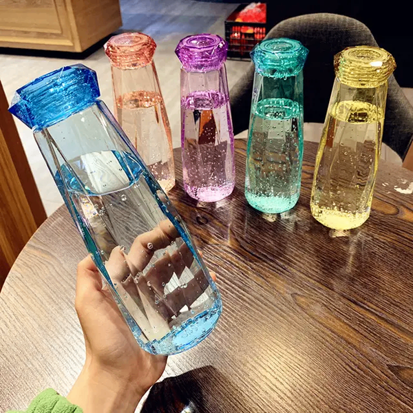 Bouteille d'eau individuelle cassable très solide
