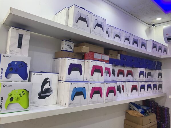 PS5 controller