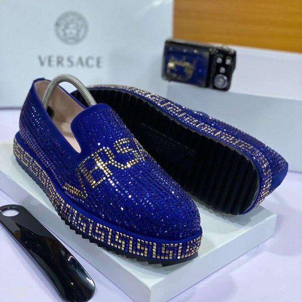 Classic Mens shoes
