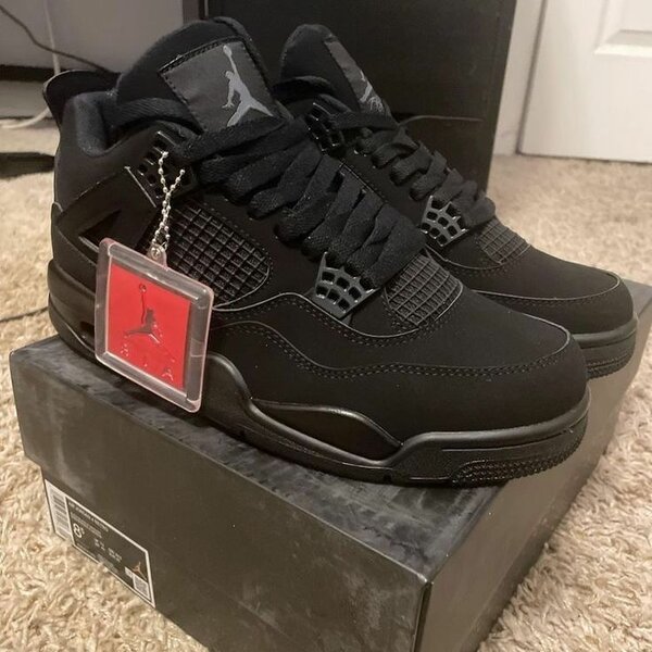 Jordan 4 noir original