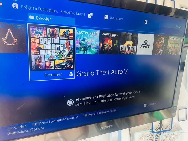 Ps4 fat quasi neuf