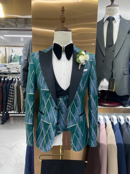 Mens suit