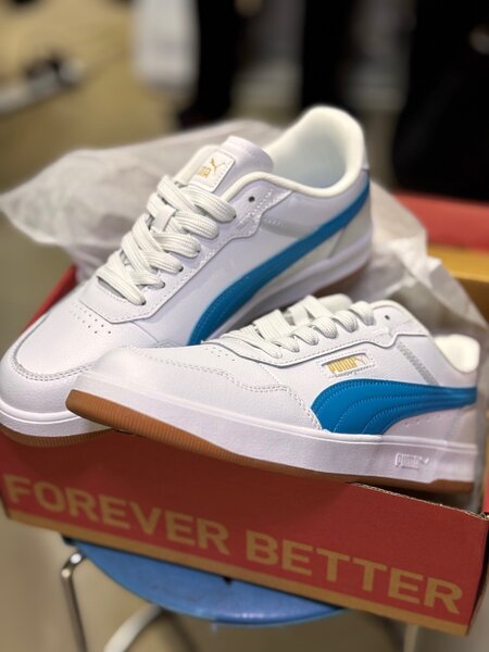 Puma sneakers