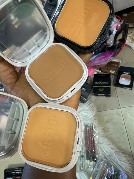 Mattifying powder