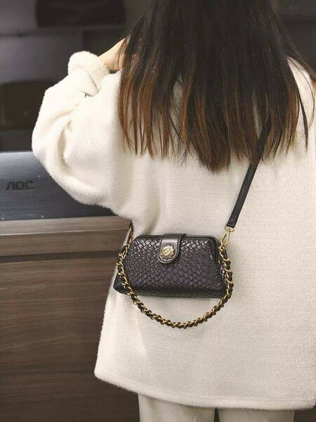 Cross body bag