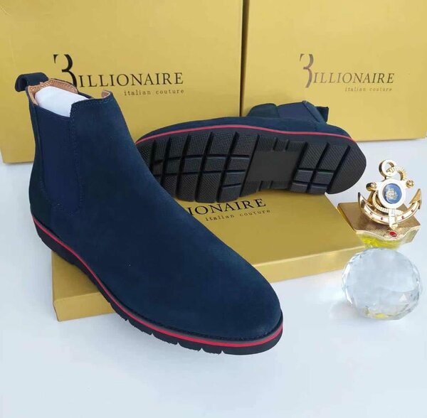 Suede boots