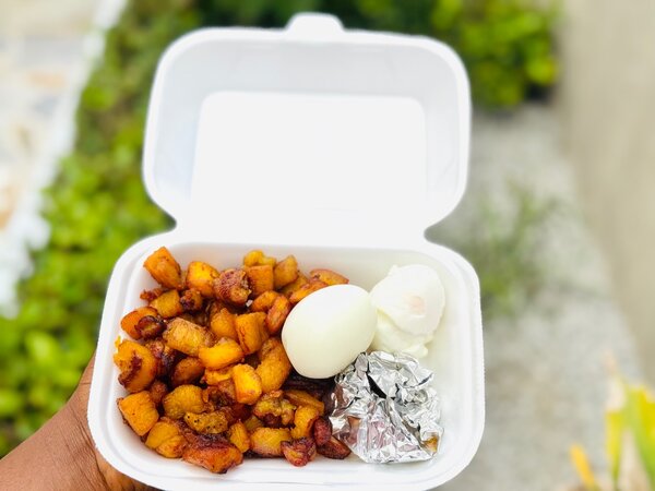 Alloco avec œufs