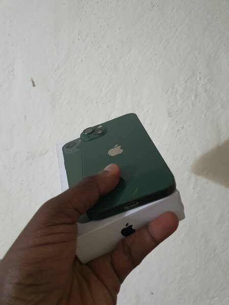 Iphone 13 Simple
